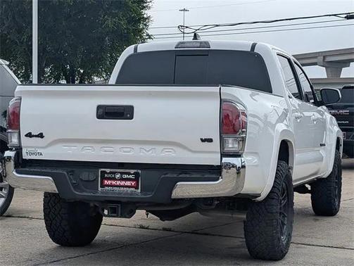 2022 Toyota Tacoma SR