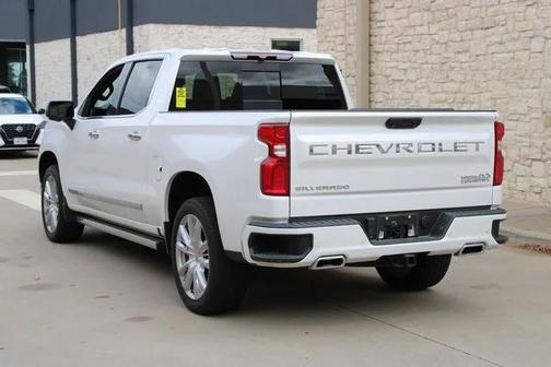 2022 Chevrolet Silverado 1500 High Country