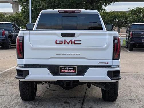 2025 GMC Sierra 2500 AT4