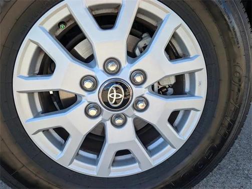 2024 Toyota Tacoma SR5