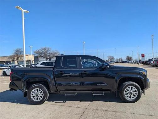 2024 Toyota Tacoma SR5