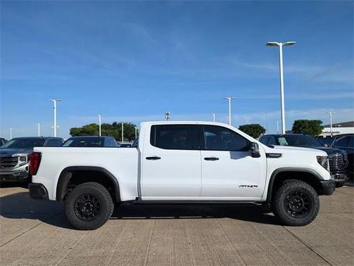 2025 GMC Sierra 1500 AT4X
