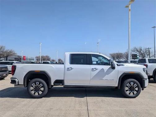 2025 GMC Sierra 2500 Denali