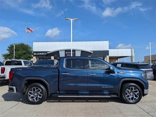 2022 GMC Sierra 1500 SLT