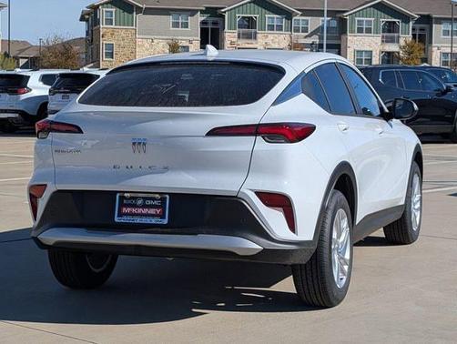 Summit White 2026 Buick Envista Preferred FWD