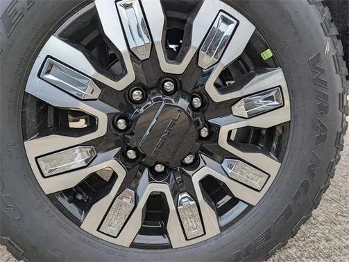 2025 GMC Sierra 2500 Denali