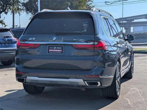 2021 BMW X7 xDrive40i