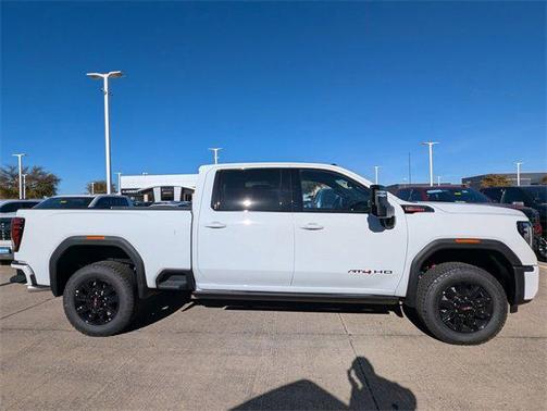 2026 GMC Sierra 2500 AT4