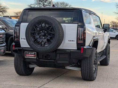 Interstellar White 2026 GMC HUMMER EV SUV 2X