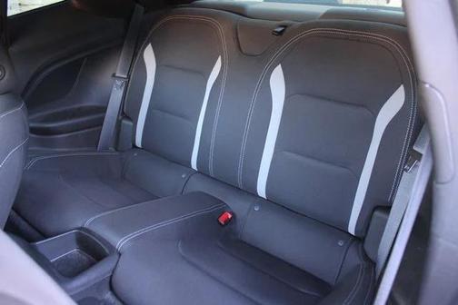 2023 Chevrolet Camaro RWD Coupe LT1