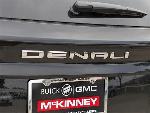 2025 GMC Acadia Denali