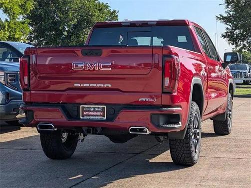 2025 GMC Sierra 1500 AT4