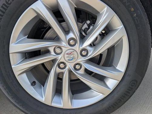 Summit White 2026 Buick Envista Preferred FWD