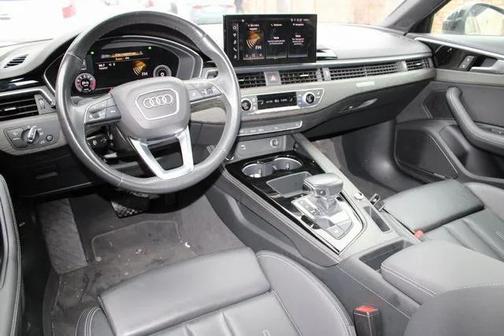 2023 Audi A4 45 S line Premium Plus