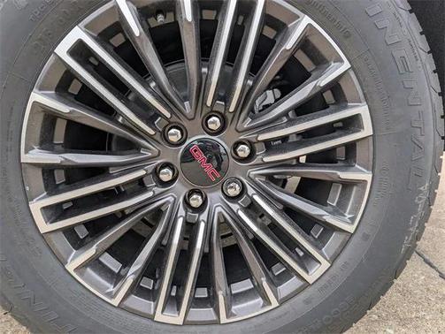 2025 GMC Yukon 2WD Elevation