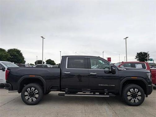 2025 GMC Sierra 2500 Denali
