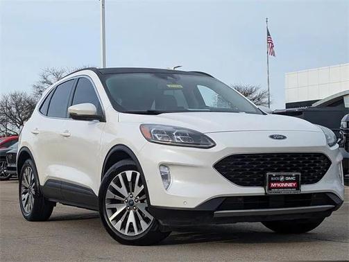 2020 Ford Escape Titanium