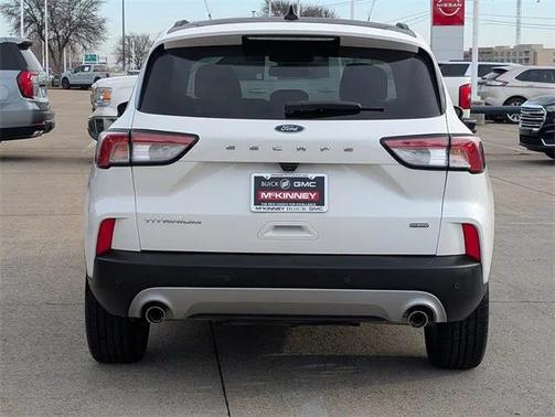 2020 Ford Escape Titanium