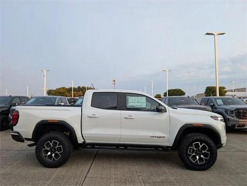 2026 GMC Canyon AT4X
