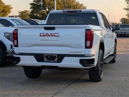 2025 GMC Sierra 1500 Elevation