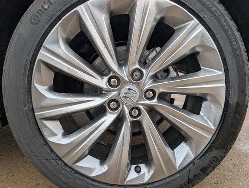 Ebony Twilight Metallic 2026 Buick Envista Avenir FWD