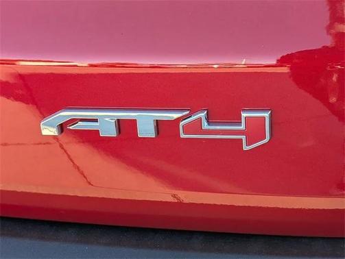 2026 GMC Acadia AWD AT4