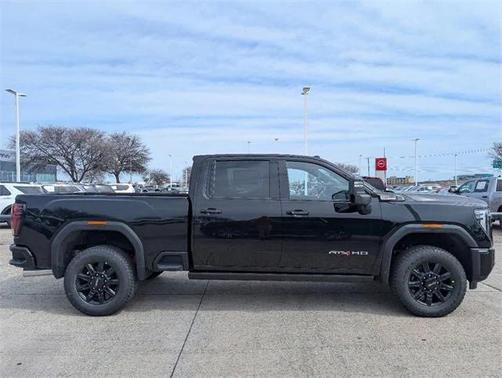 2025 GMC Sierra 2500 AT4