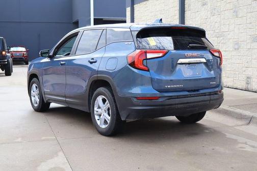Downpour Metallic 2024 GMC Terrain SLE