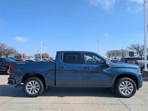 2024 Chevrolet Silverado 1500 Custom