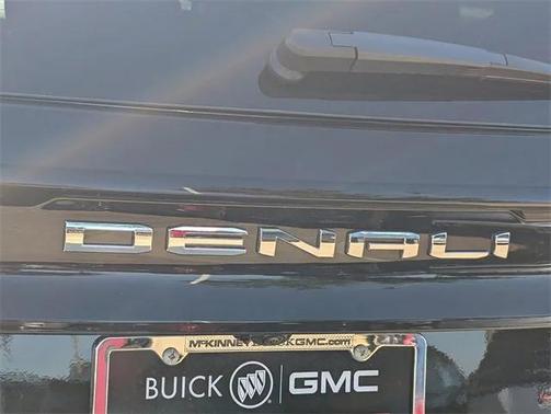 2025 GMC Acadia Denali