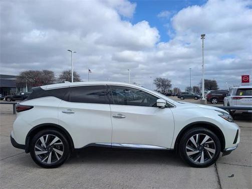 2023 Nissan Murano SL FWD