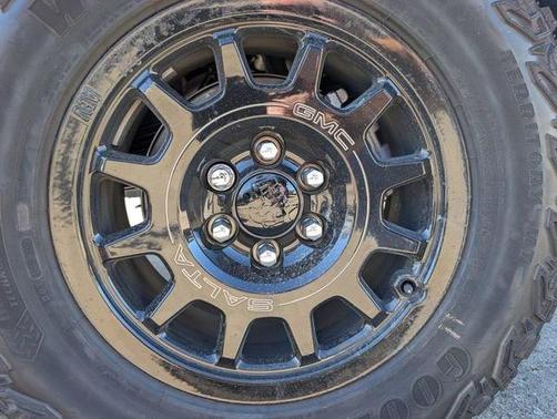 Summit White 2026 GMC Sierra 1500 AT4X