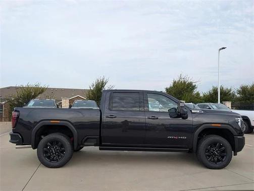 2025 GMC Sierra 2500 AT4