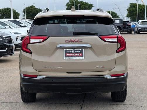 2023 GMC Terrain AWD AT4