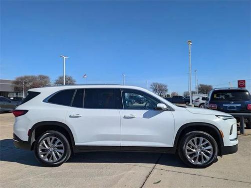 2025 Buick Enclave Preferred FWD