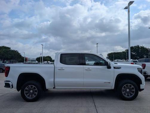 Summit White 2025 GMC Sierra 1500 AT4