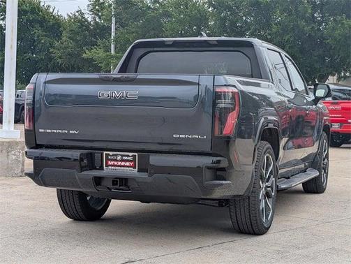 2025 GMC Sierra EV Extended Range Denali