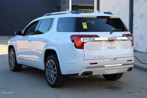 2021 GMC Acadia Denali