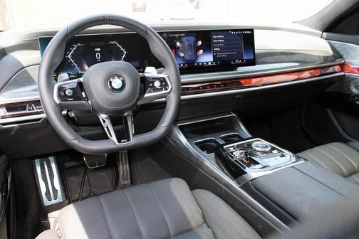 2024 BMW 760 i xDrive