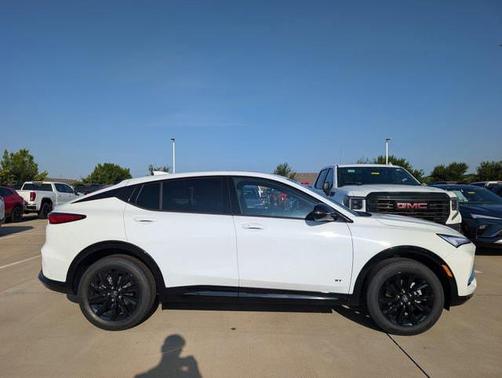 Summit White 2026 Buick Envista Sport Touring FWD