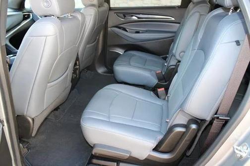 2024 Buick Enclave Essence FWD