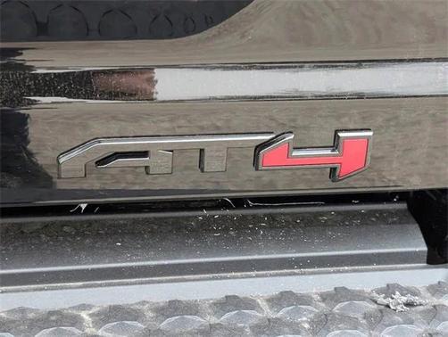 2025 GMC Canyon Base