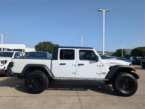 2024 Jeep Gladiator Mojave
