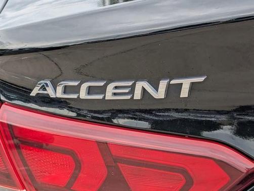 Absolute Black 2022 Hyundai Accent SE