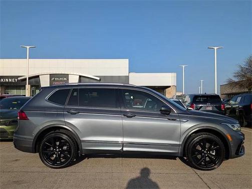 2022 Volkswagen Tiguan 2.0T SEL R-Line 4MOTION