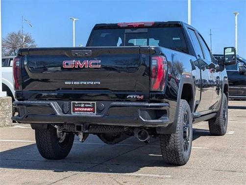 2025 GMC Sierra 2500 AT4
