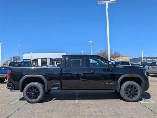 2025 GMC Sierra 2500 AT4