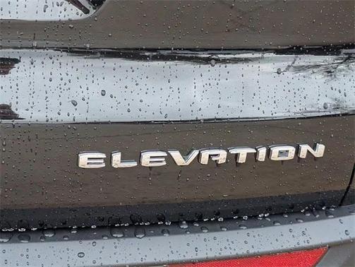 2026 GMC Acadia Elevation FWD