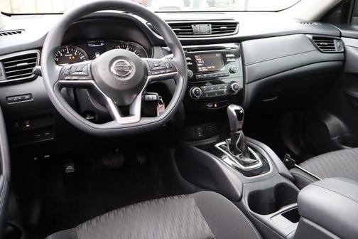 Glacier White 2017 Nissan Rogue S
