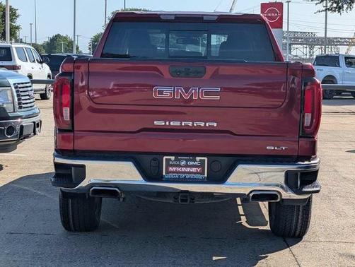 Cayenne Red Tintcoat 2022 GMC Sierra 1500 SLT
